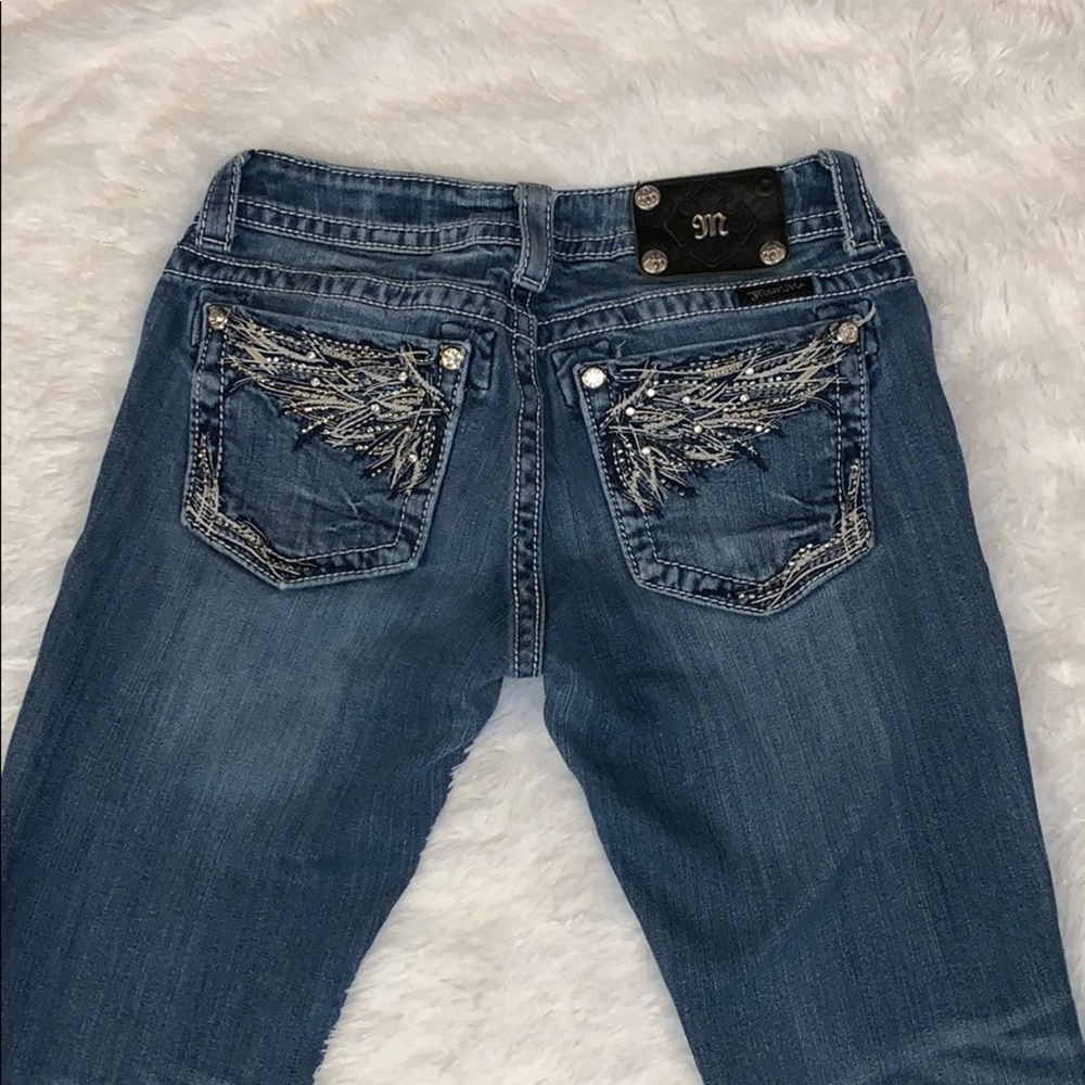 Miss me jeans!  Boot cut!  “Wings” on pockets.